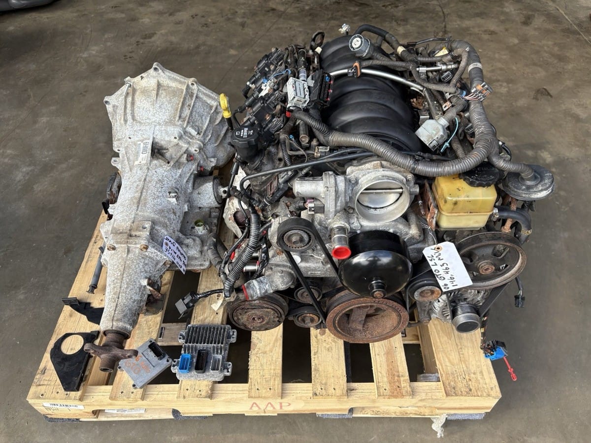 LS2 6.0L engine